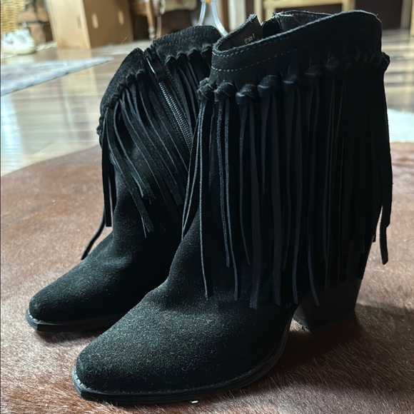 Very Volatile Shoes - Fringe Black Ankle Boots